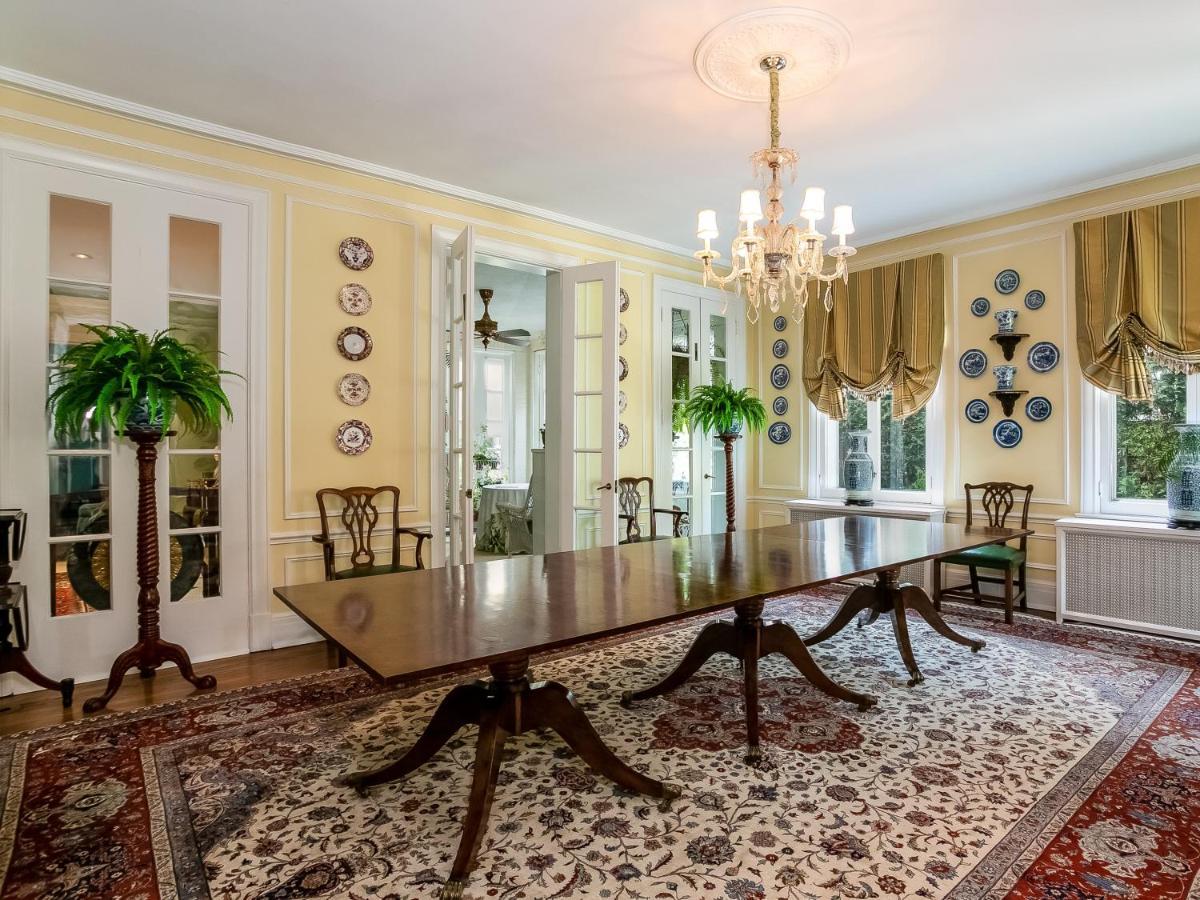 Bishops Hall (Adults Only) Оук Парк Екстериор снимка